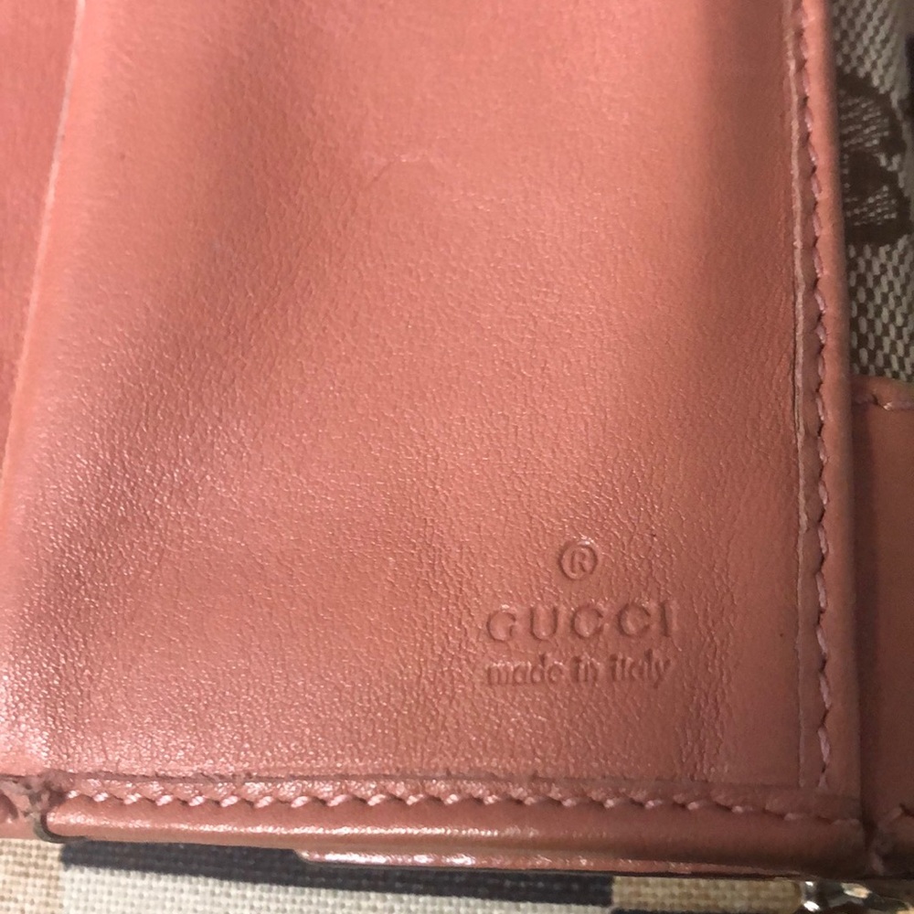 Gucci Wallet - Picture 6 of 10
